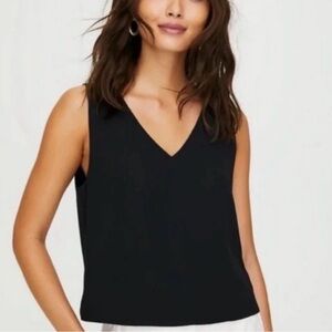 Babaton Staple V-Neck Sleeveless Blouse